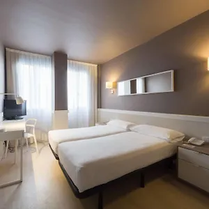 Paral-lel 2*, Barcelona Spanyolország